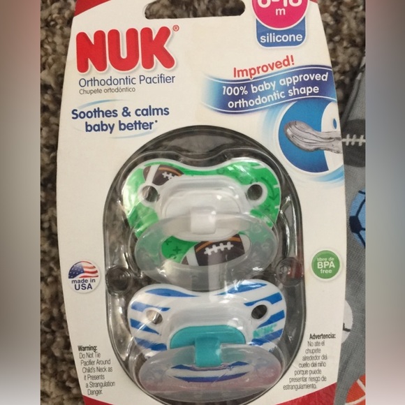 “NUK” Silicone Pacifiers Set Of 2 Boys 6-18 Months NWT - Picture 2 of 4